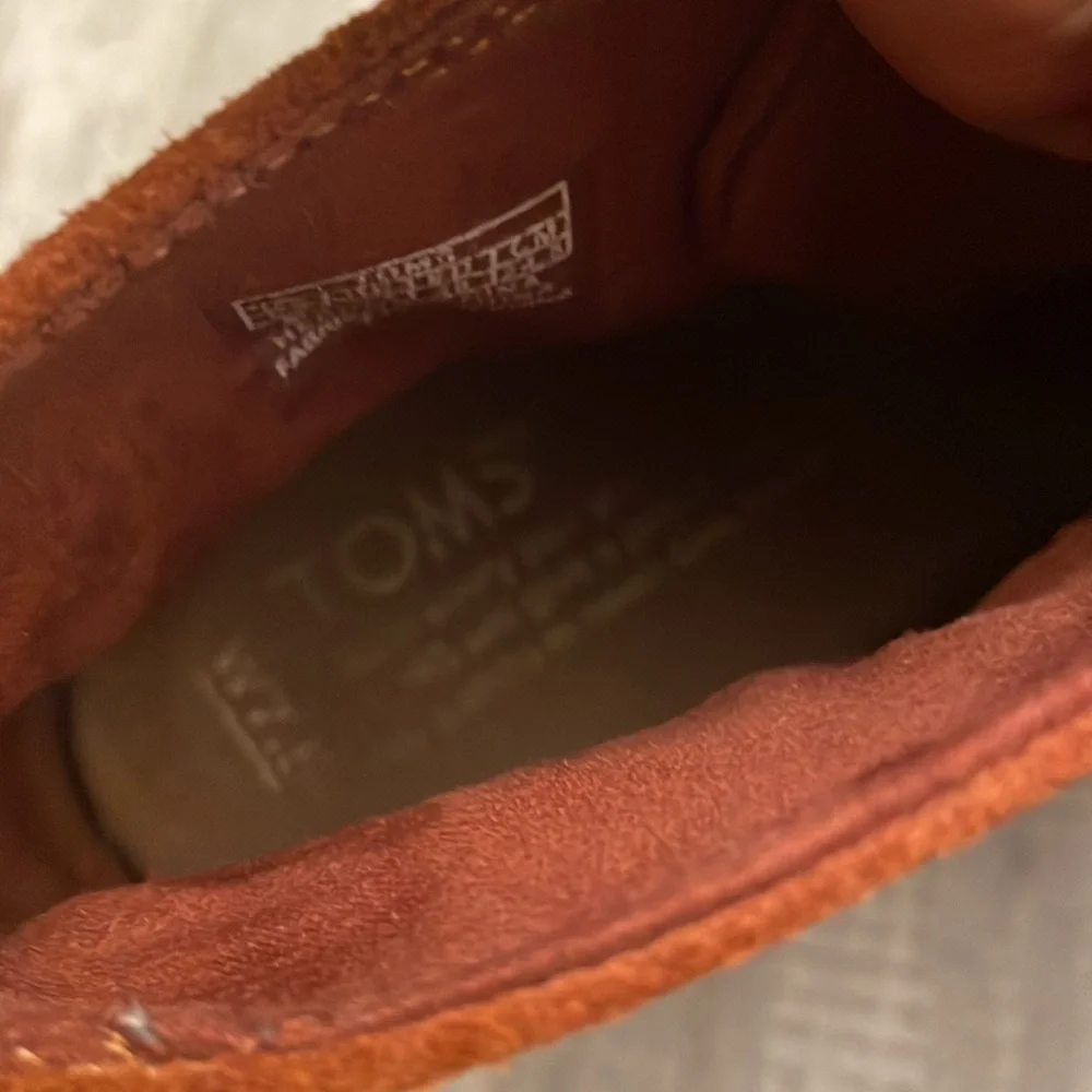 Toms suede desert wedge shoes booties 7.5